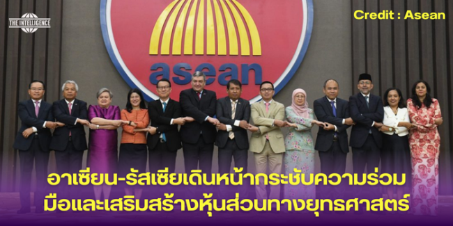ประธานาธิบดีวลาดีมีร์ ปูตินหารือกับผู้นำซีเรียเรื่องสถานการณ์ในซีเรีย (10)